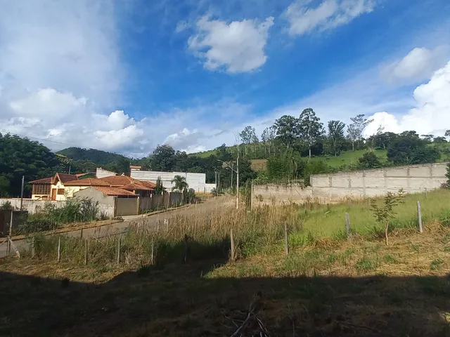 Imagem 4: Oportunidade única de adquirir um terreno com topografia impecável e uma vista