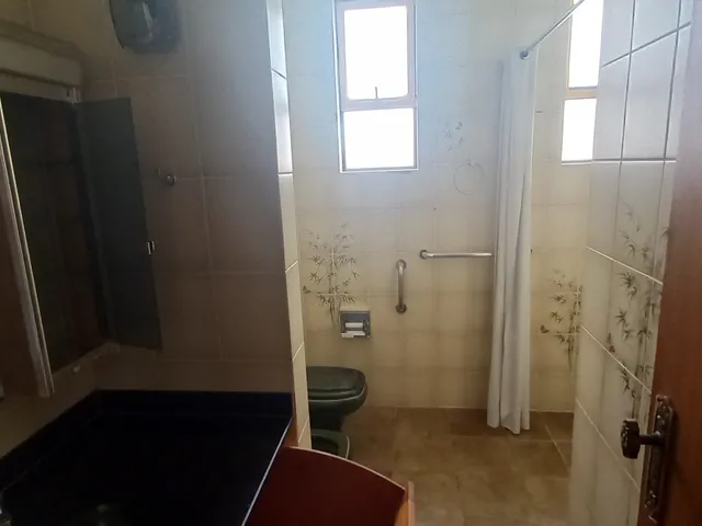 Imagem 3: Vendo excelente apartamento no centro da cidade, 288 m² na Praça Theodomiro Santiago