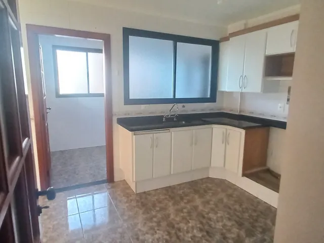 Imagem 7: Vendo um excelente apartamento na área central da Cidade. Imóvel amplo com 180 m²