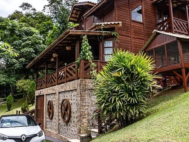 Imagem: Chalé nas Montanhas