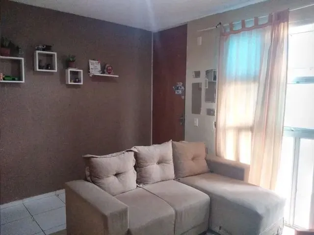 Imagem: O apartamento possui 2 Dormitórios, 1 Banheiro, 2 Vagas na