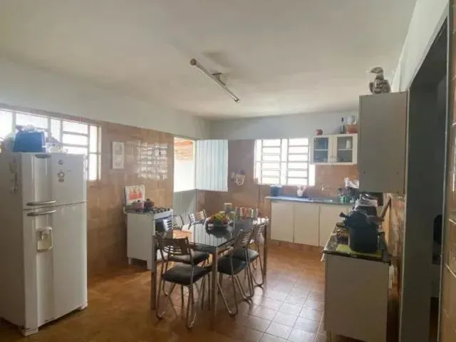 Imagem 7: Casa com Três Quartos no Bairro do Bengui