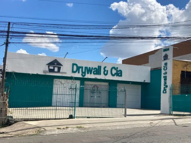 Imagem: Barracão - Galpão - Loja- Residência