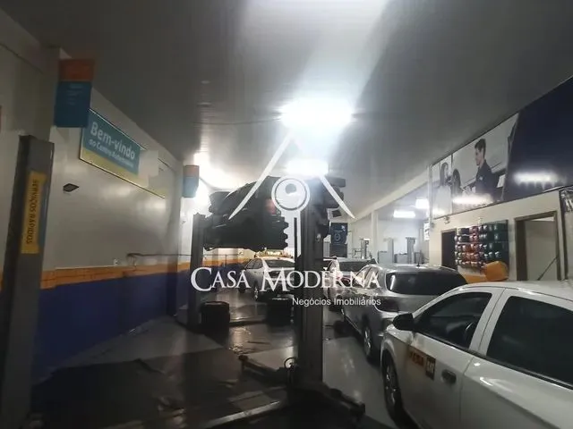 Imagem: Barracão com 3 Dormitórios À Venda, Pacaembu