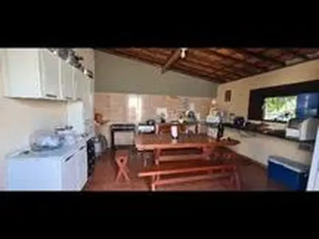 Imagem: Granja Porteira Fechada Localizada no Arenã