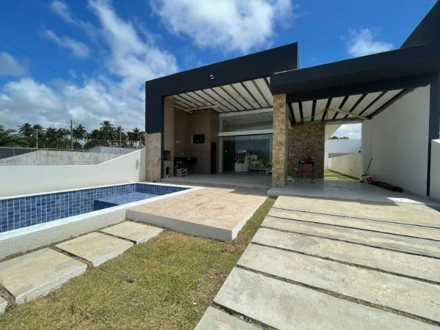Imagem: Belíssima Casa com 4 Quartos na Praia de