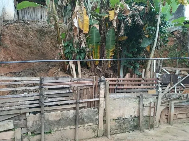 Imagem 8: Excelente Casa Três Quartos, com Quintal