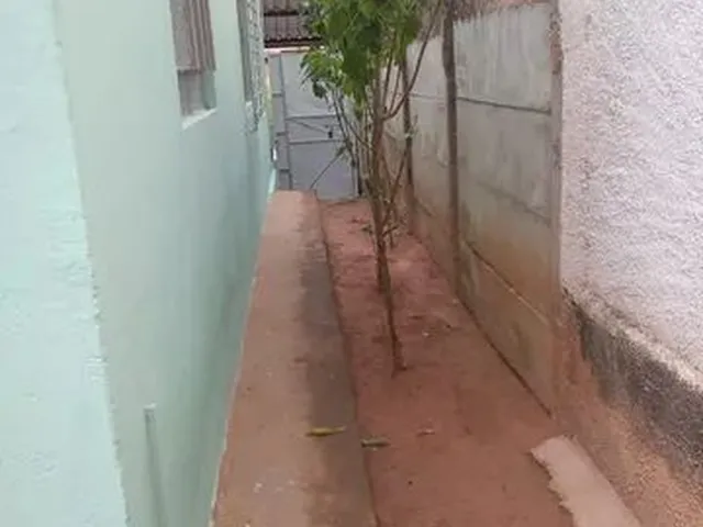 Imagem 12: Excelente Casa Três Quartos, com Quintal