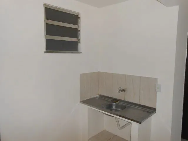 Imagem 5: Alugo Excelente Quitinete Otima Localização no Centro Macaé