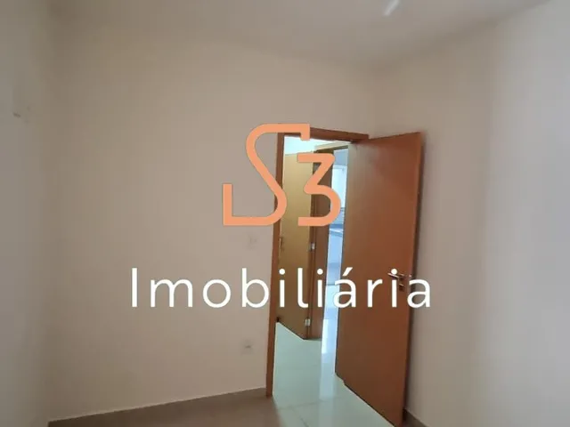 Imagem 2: Apartamento para locação no bairro Santa Mônica em Uberlândia-MG: 3 quartos, 1