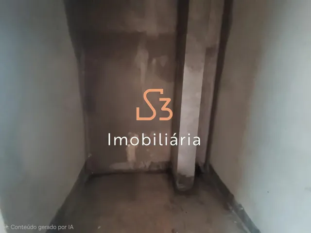 Imagem 2: Aluguel de Barracão Comercial de Alto Padrão no Santa Mônica, Uberlândia-MG: 1 sala