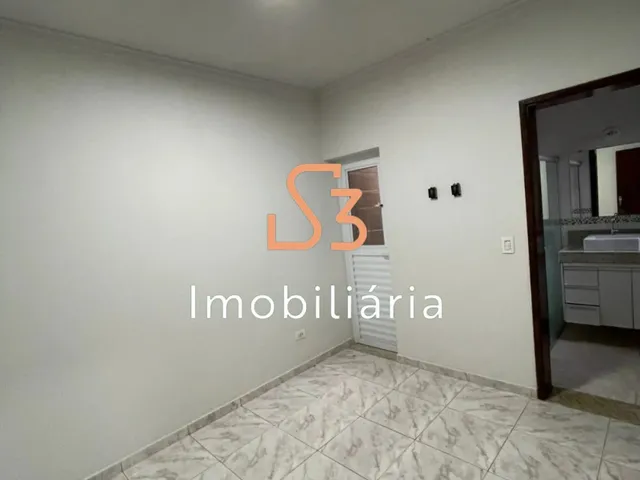 Imagem 6: Casa para locação em Uberlândia-MG, bairro Saraiva: 3 quartos, 1 suíte, 1 sala, 2