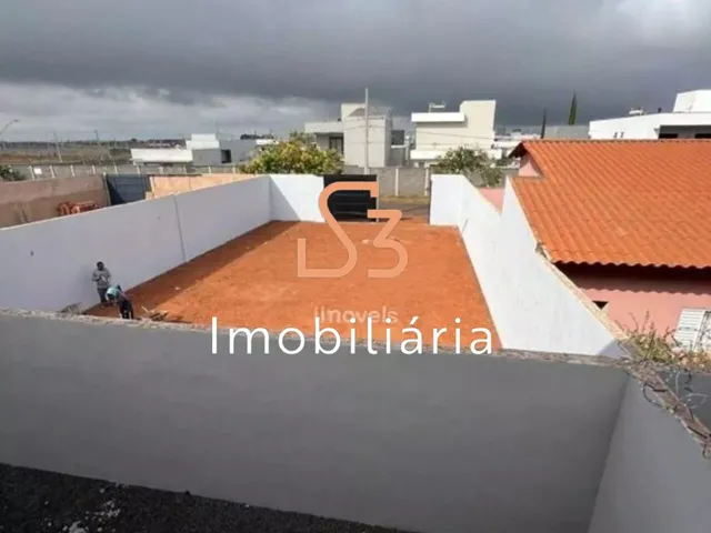 Imagem 4: Galpão Comercial de 360m² Venda ou Locação em Uberlândia-MG, Novo Mundo