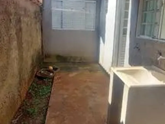 Imagem 12: Aluga-Se, Casa na Nova Campo Grande, 2 Quartos