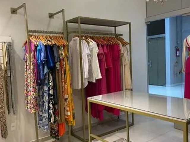 Imagem 14: Loja de Roupas Galpão / depósito com venda por R$29.900