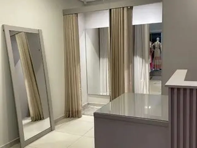 Imagem 12: Loja de Roupas Galpão / depósito com venda por R$29.900