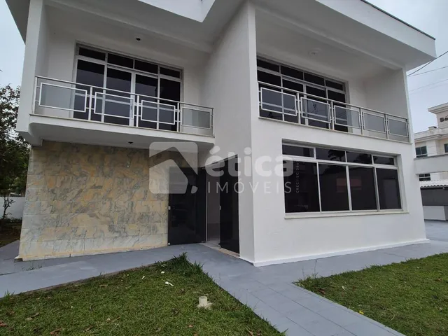 Imagem: Casa comercial na Vila Operária com estacionamento