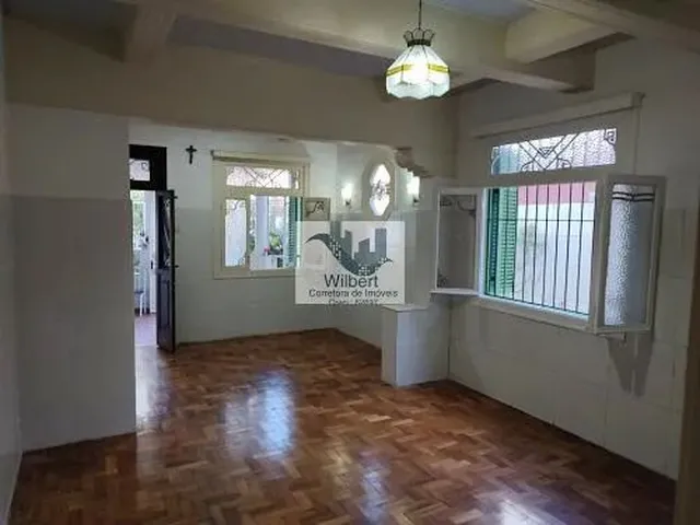 Imagem 2: Casa para Aluguel Tem 168 Metros Quadrados com 5 Quartos em Centro - Petrópolis - Rj