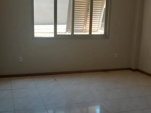 Imagem 3: Apartamento com 02 dormitórios muito bem localizado