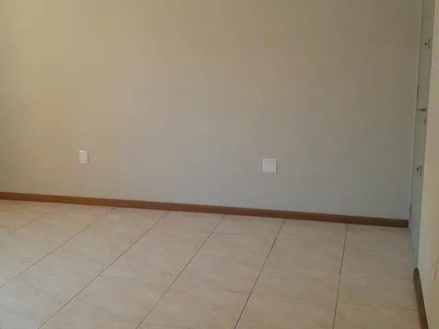 Imagem 9: Apartamento com 02 dormitórios muito bem localizado