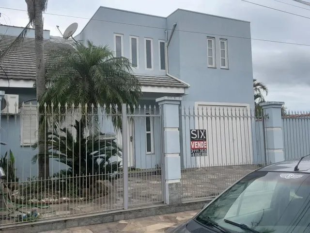 Imagem 1: Excelente casa ampla com 03 dormitórios no bairro Parque da Matriz