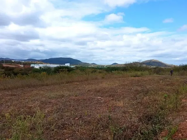 Imagem: Terreno 6X30, Bairro Ipsep - Serra Talhada