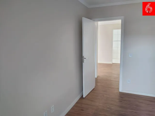 Imagem 2: Apartamento com Sacada