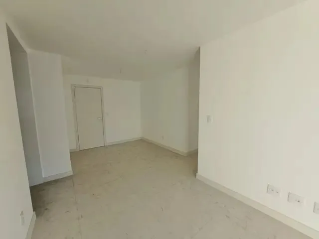 Imagem 11: Apartamento para Venda com 76M com 3 Quartos com Suíte em Jardim da Penha - Vitória - Es