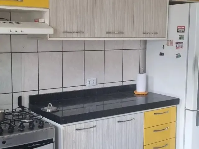 Imagem: A casa possui 3 Dormitórios, 1 Suíte, 3 Banheiros, 2
