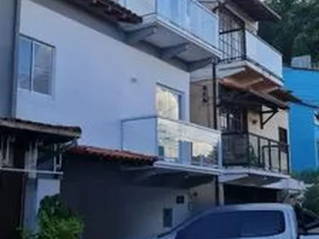 Imagem: Casa em Condomínio C/ 3 Quartos nas Iucas