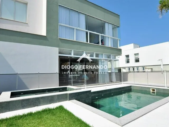 Imagem: Linda Casa Alto Padrão em Condomínio Frente