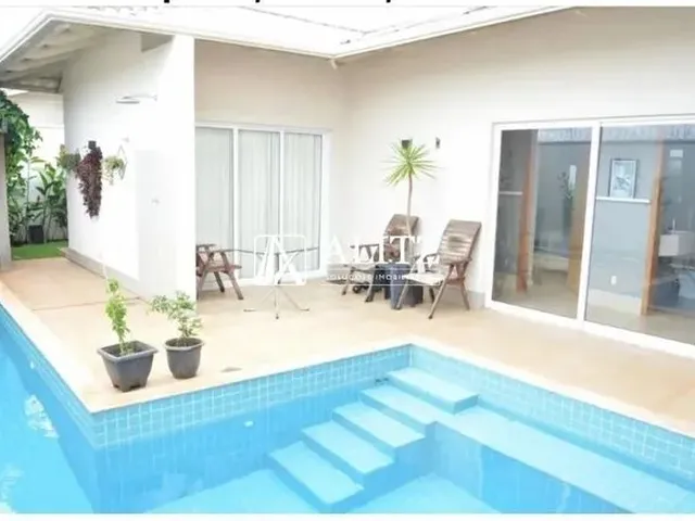 Imagem: Nerópolis - Casa Padrão - Residencial