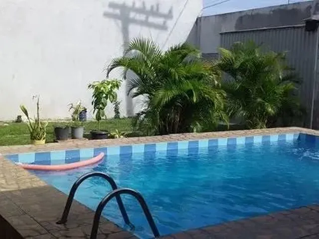 Imagem 1: Casa em Nova Almeida / Praia Grande
