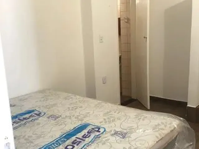 Imagem 2: Aluga-Se Quarto Mobiliado!