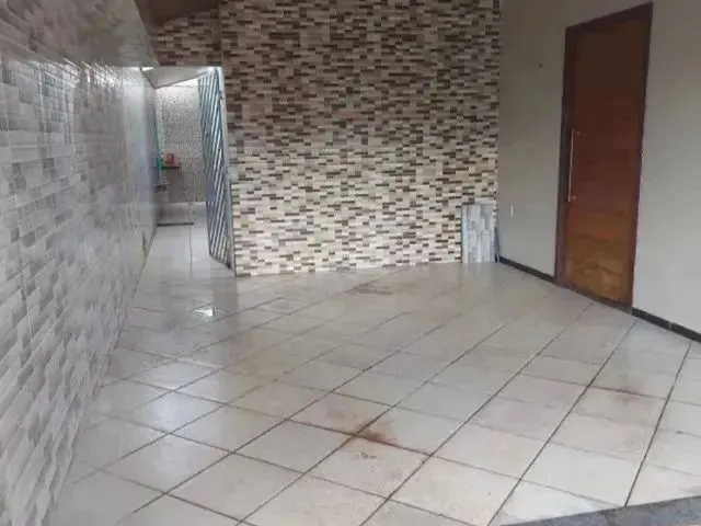Imagem 1: Casa 2/4 em Plataforma a Venda