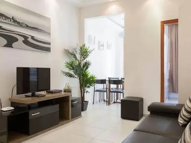 Imagem: Alugo Apartamento 2 Quartos Mobiliado Centro