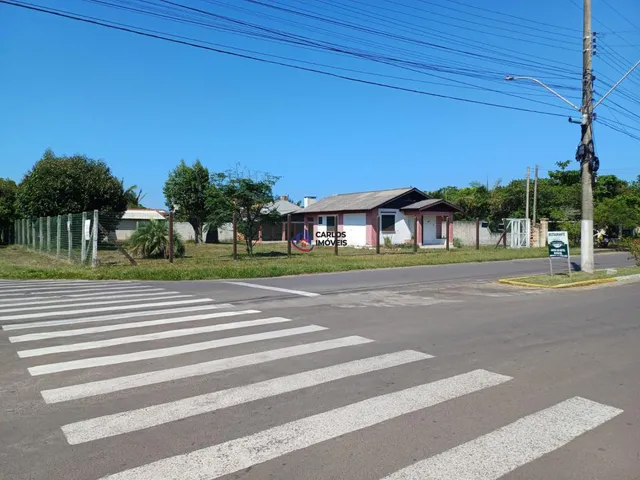 Imagem 3: Casa à venda em Curumim, Capão da Canoa - Mobiliada e com Quiosque