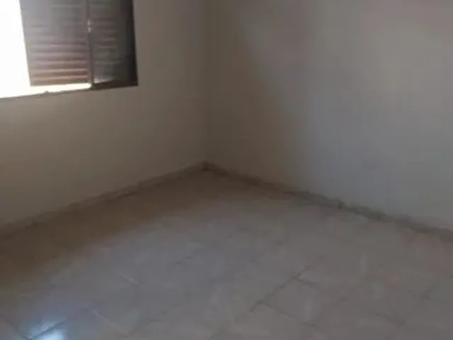 Imagem 16: Térrea para Aluguel Tem 120 Metros Quadrados com 3 Quartos em Setor Sudoeste - Goiânia
