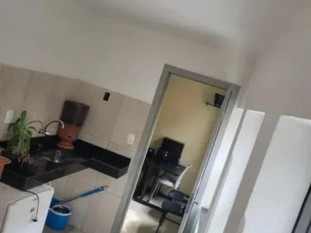 Imagem 2: Casa Comercial na Floresta