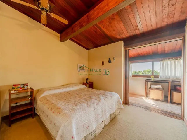 Imagem 11: Refúgio atemporal com Vista para o Morro do Osso no Condomínio Jardim do Sol