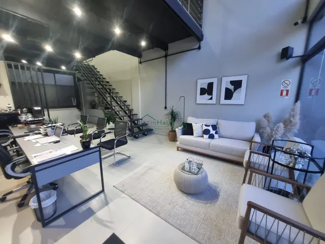 Imagem: Sala Comercial com 3 Dormitorio(s) localizado(a)
