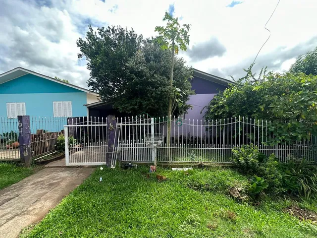 Imagem: Casa com 3 Dormitorio(s) localizado(a) no