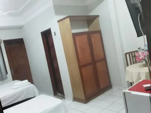 Imagem 3: Alugamos Quartos Mobiliados na Diária/Mensal