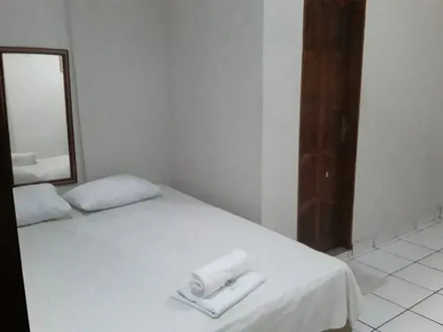 Imagem 15: Alugamos Quartos Mobiliados na Diária/Mensal