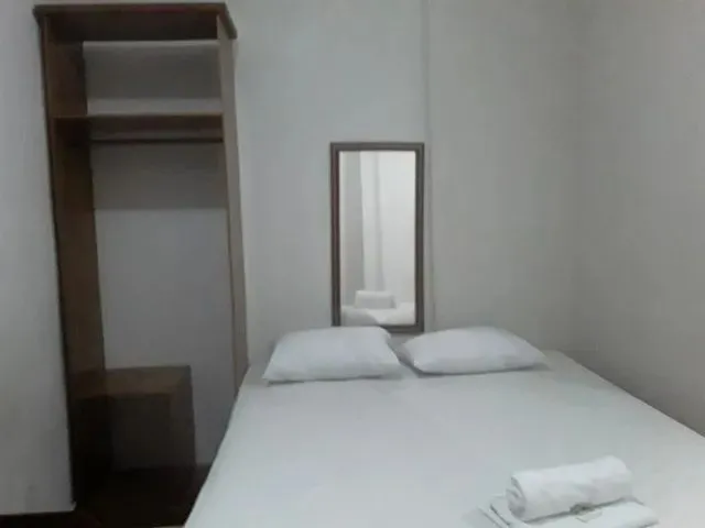 Imagem 12: Alugamos Quartos Mobiliados na Diária/Mensal