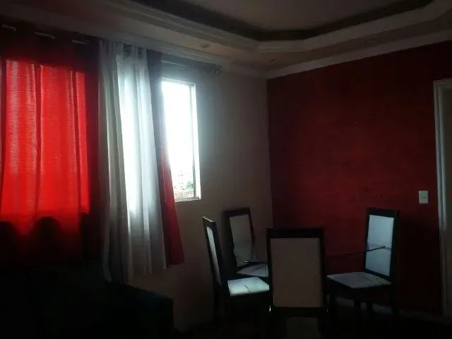 Imagem: Alugo Apartamento com 3 Quartos no Bairro