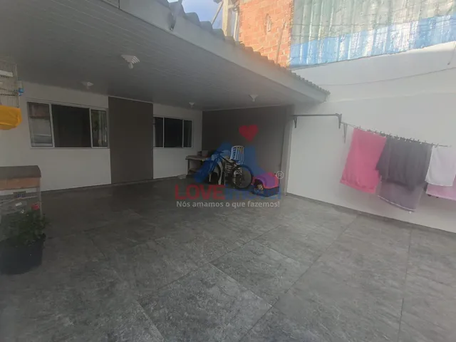 Imagem: Casa à venda no bairro Ganchinho - Curitiba/PR