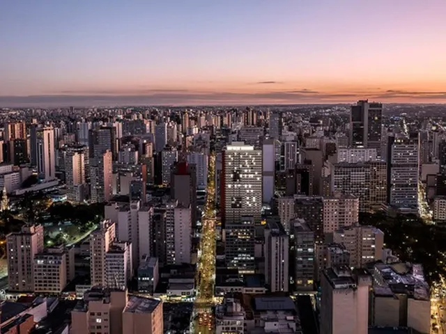 Imagem 13: Apartamento à venda no bairro Centro - Curitiba/PR