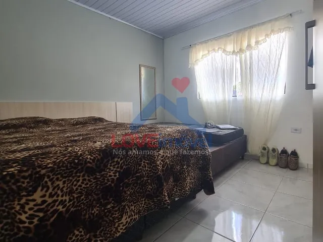 Imagem 5: Casa à venda no bairro Santa Cândida - Curitiba/PR