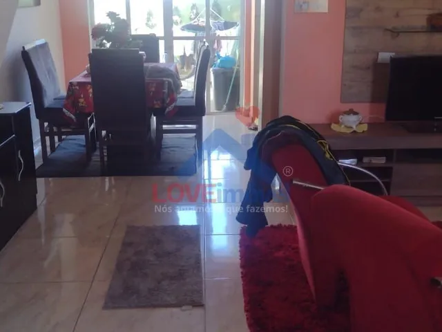 Imagem: Sobrado à venda no bairro Alto Boqueirão